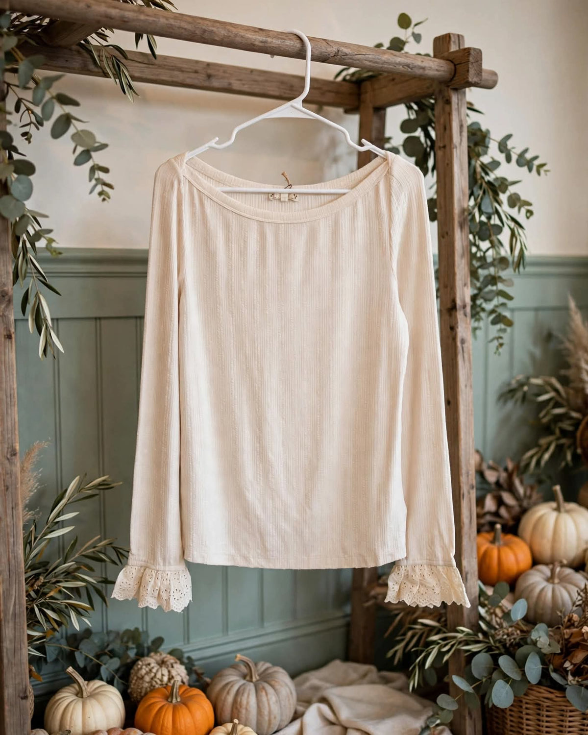Vintage Eyelet Cuff Top