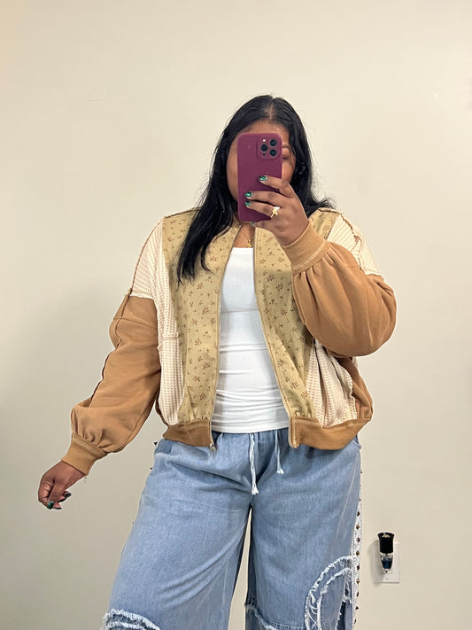 Shanice Ditsy Floral Zip up