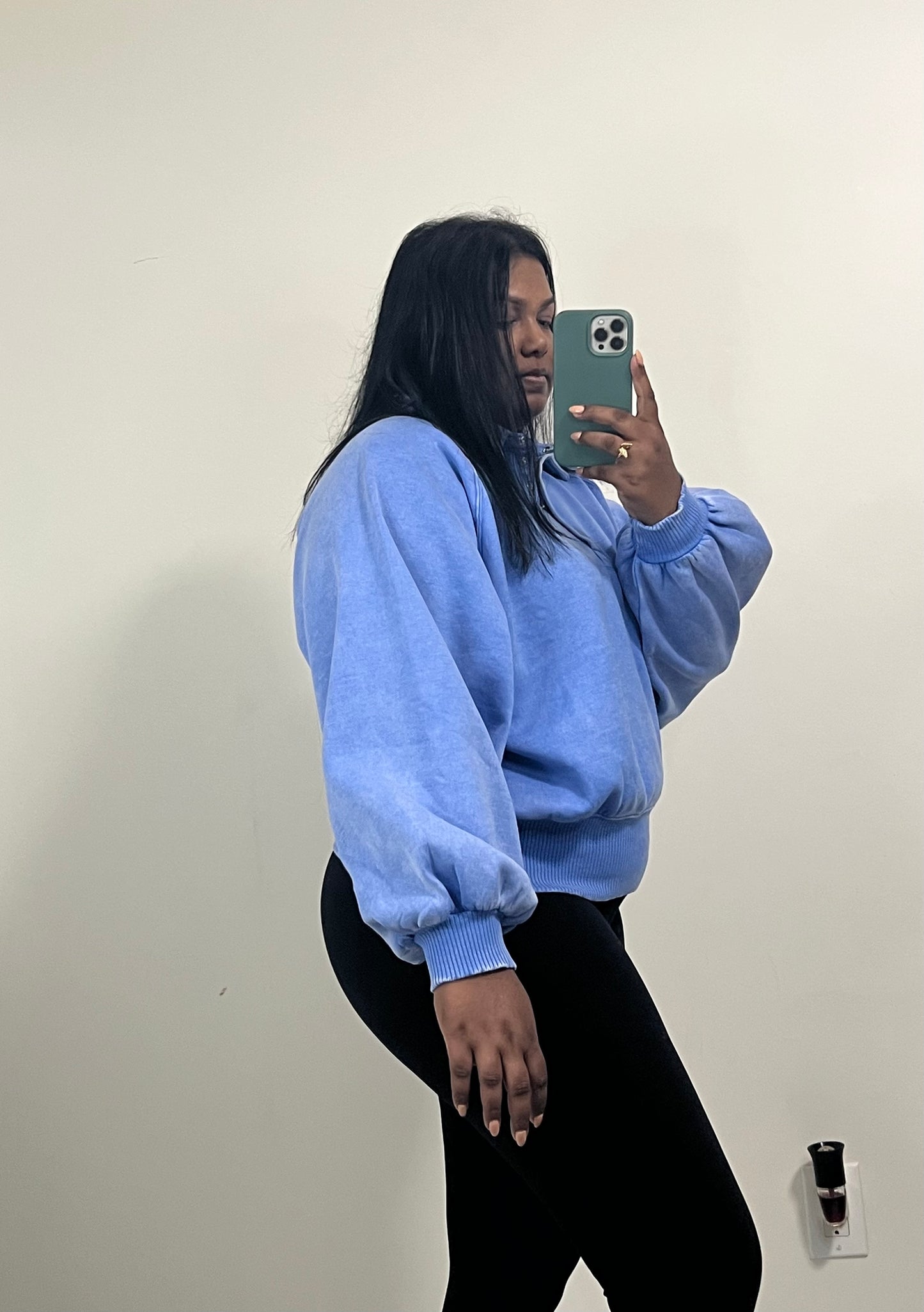 Skyline Pullover